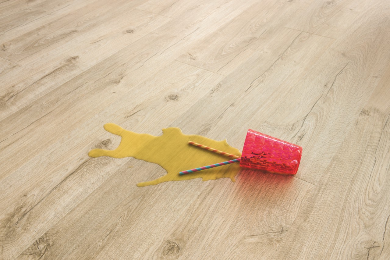 Ламинат Quick Step Impressive Дуб Светлый IM1847 1380×190×8 фото в интерьере